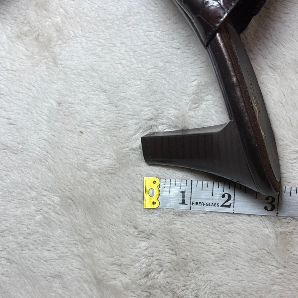 A2 By Aerosoles Brown Croc-Embossed Heels Size 9.5